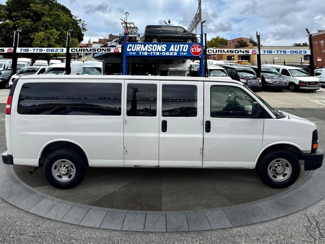 chevrolet express passenger 2017 1GAZGNFFXH1322655 image chevrolet express passenger 2017 1GAZGNFFXH1322655 image